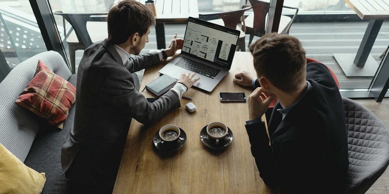 Como o trabalho de um detetive particular pode ajudar um advogado?