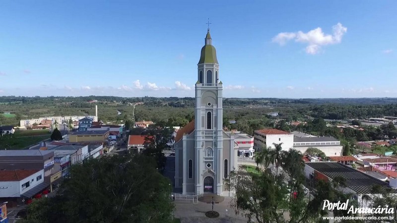 Procurando detetive em Araucária?